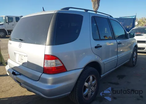 2004 Mercedes-Benz Ml 350 4Matic из США, поврежденный, VIN 4JGAB57E64A484359